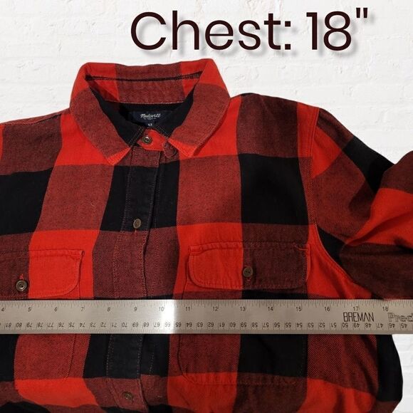 Madewell Ex-Boyfriend Red and Black Buffalo Check Button Down Shirt, Size XS - Picture 2 of 4